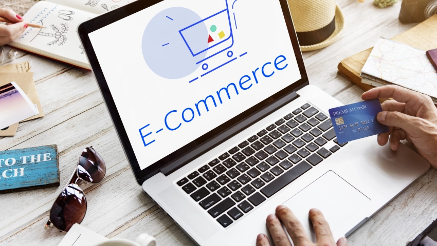 Rechercher et intégrer des mots-clés pertinents, est la première étape d’un SEO e-commerce efficace. Voici les 9 étapes pour optimiser vos fiches produits.